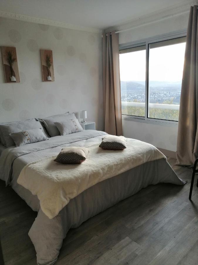 Lapausedegout Piscine Chambres Climatisees Jacuzzi Terrasse Lachapelle-Auzac Exterior foto