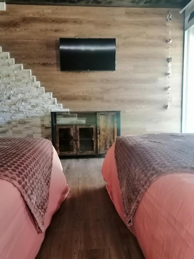 Lapausedegout Piscine Chambres Climatisees Jacuzzi Terrasse Lachapelle-Auzac Exterior foto