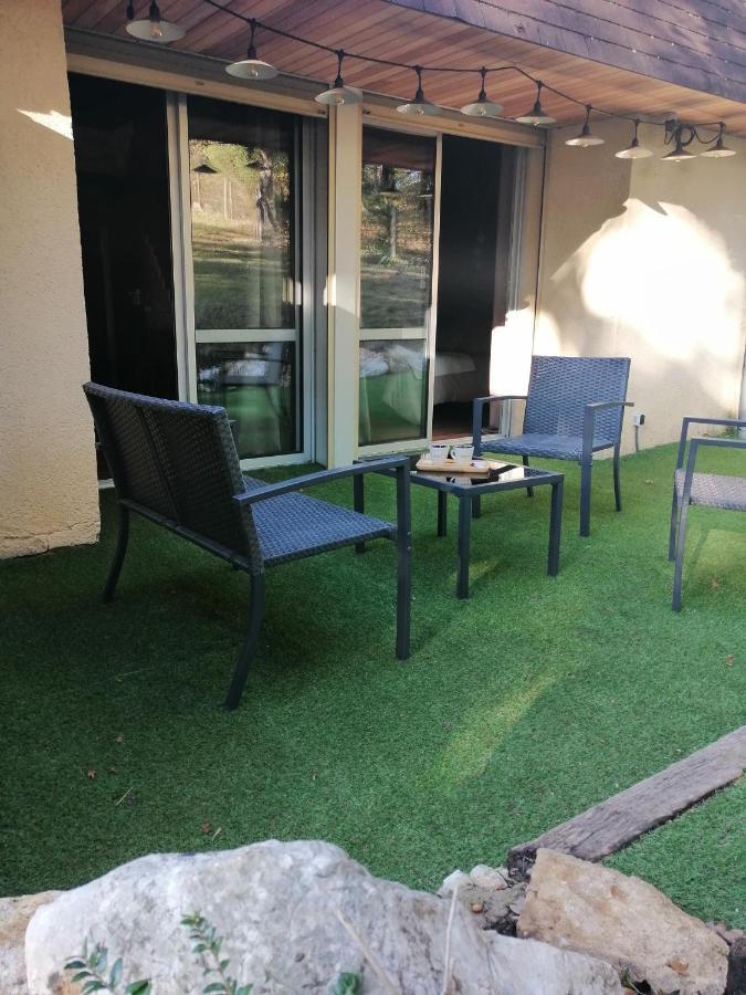 Lapausedegout Piscine Chambres Climatisees Jacuzzi Terrasse Lachapelle-Auzac Exterior foto