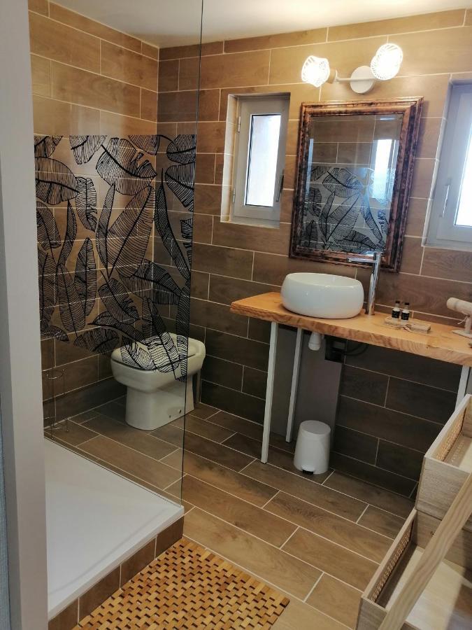 Lapausedegout Piscine Chambres Climatisees Jacuzzi Terrasse Lachapelle-Auzac Exterior foto