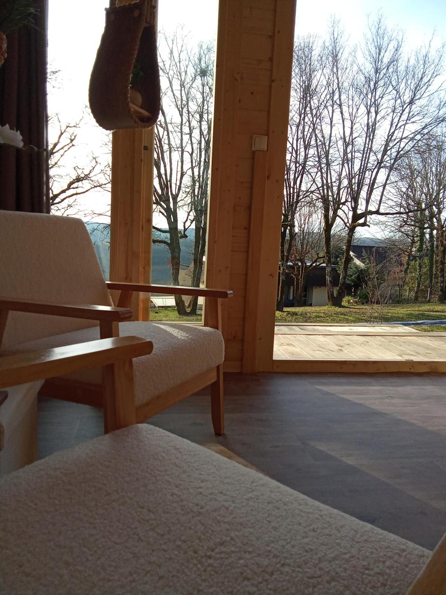Lapausedegout Piscine Chambres Climatisees Jacuzzi Terrasse Lachapelle-Auzac Exterior foto